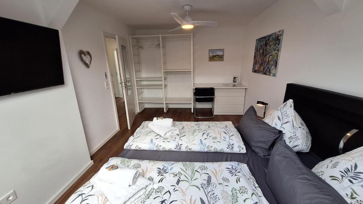 Auszeit2 Erfurt - Stilvolle Dachwohnung Mit Parkplatz - Zentrumsnah מראה חיצוני תמונה